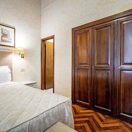 Alessandra 2* Firenze