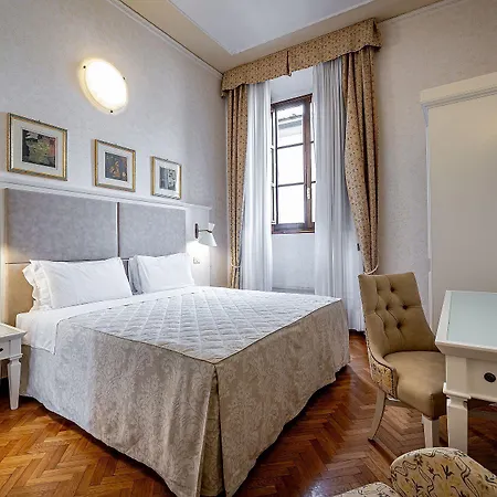 Alessandra Hotel