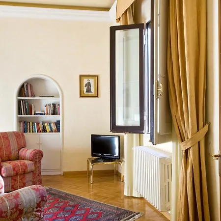 ホテル アレッサンドラ