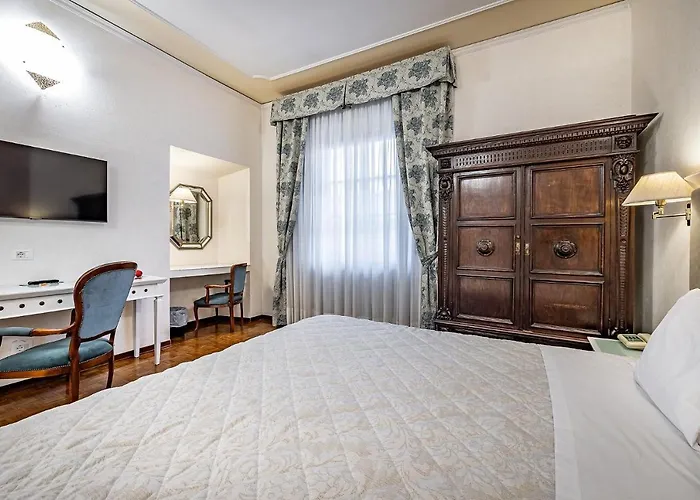 Отель Alessandra Флоренция