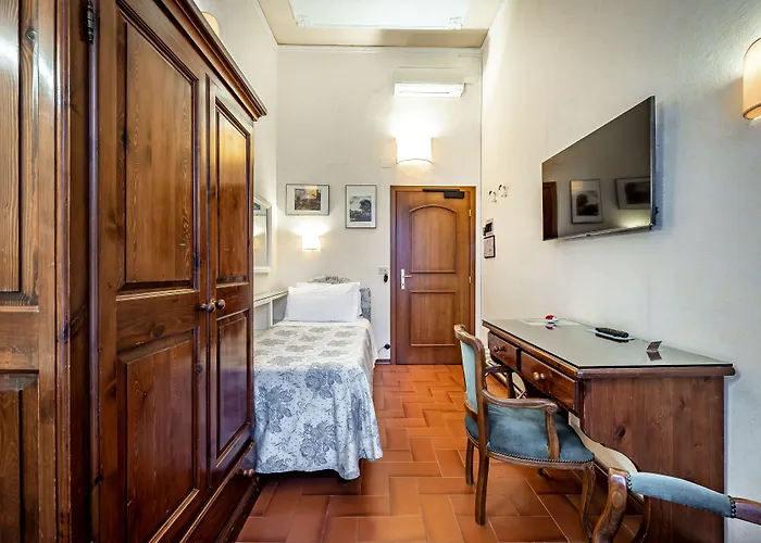 Alessandra Отель Флоренция